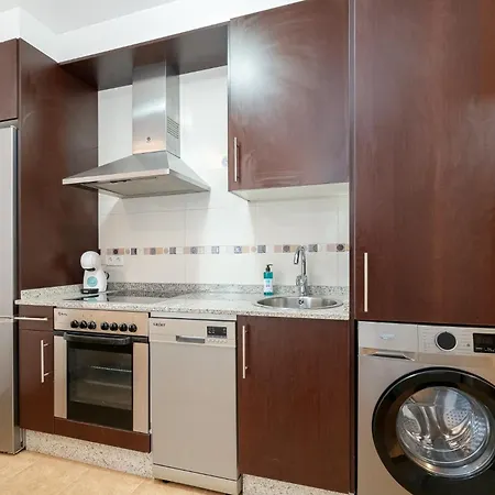 Apartment Estilo En Calle Brasil By *